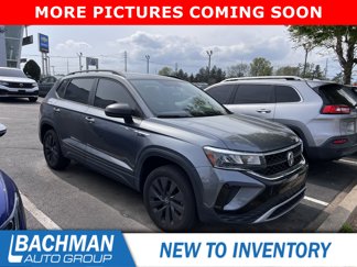 Used 2022 Volkswagen Taos S image 1