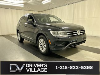 Used 2018 Volkswagen Tiguan SE w/ Panoramic Sunroof Package image 1