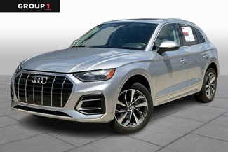 Used 2021 Audi Q5 Premium w/ Convenience Package image 1