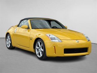 Used 2005 Nissan 350Z Touring image 1
