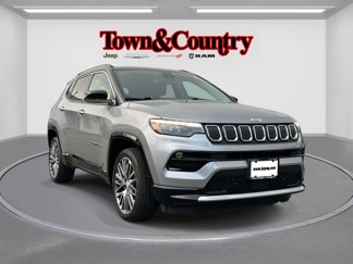 Certified 2022 Jeep Compass Limited w/ Elite Group image 1