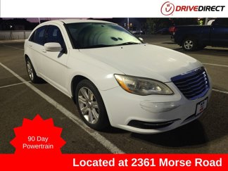 Used 2013 Chrysler 200 LX image 1