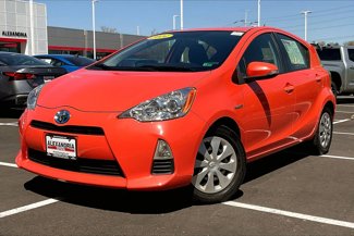 Used 2014 Toyota Prius C image 1
