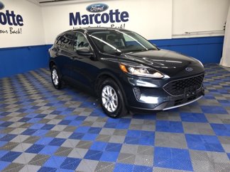 Certified 2022 Ford Escape SE w/ Cold Weather Package image 1