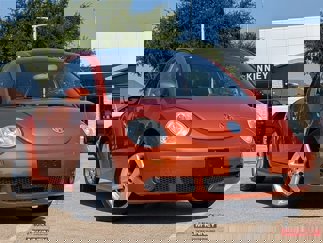 Used 2010 Volkswagen Beetle Coupe image 1