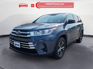 Used 2018 Toyota Highlander LE image 1