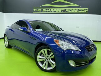 Used 2012 Hyundai Genesis 3.8 image 1