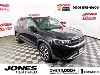 Used 2022 Volkswagen Taos SE image 1