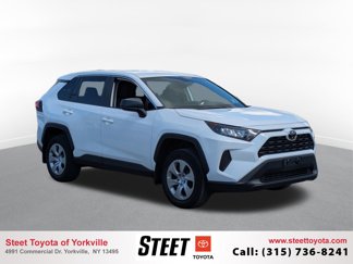 Used 2022 Toyota RAV4 LE image 1