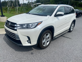 Used 2017 Toyota Highlander Limited image 1