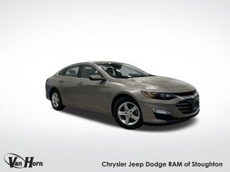Used 2022 Chevrolet Malibu LT image 1