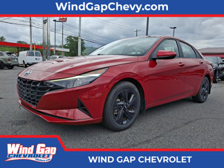 Used 2022 Hyundai Elantra SEL image 1