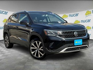 Used 2022 Volkswagen Taos SE w/ Panoramic Sunroof Package image 1