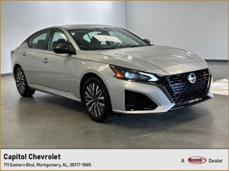 Used 2024 Nissan Altima 2.5 SV image 1