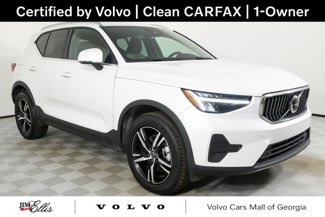 Certified 2025 Volvo XC40 B5 Core image 1