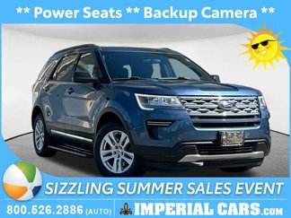 Used 2018 Ford Explorer XLT image 1