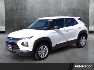 Used 2023 Chevrolet TrailBlazer LS image 1