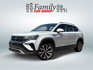 Used 2022 Volkswagen Taos SE image 1