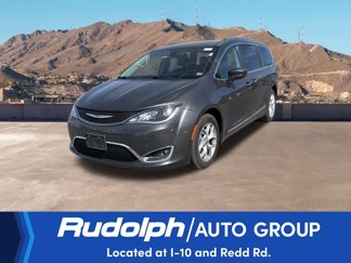 Used 2017 Chrysler Pacifica Touring-L Plus w/ Tire & Wheel Group image 1