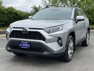 Used 2020 Toyota RAV4 XLE Premium image 1