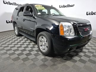Used 2014 GMC Yukon SLT w/ SLT-2 Equipment Package image 1