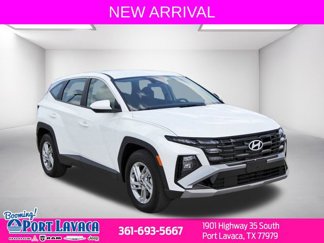 Used 2025 Hyundai Tucson SE image 1