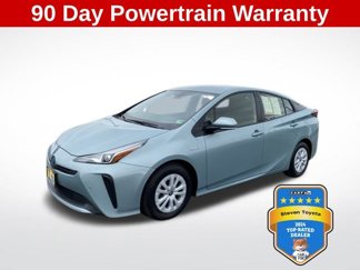 Used 2019 Toyota Prius LE image 1