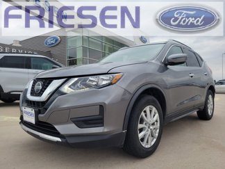 Used 2018 Nissan Rogue SV image 1