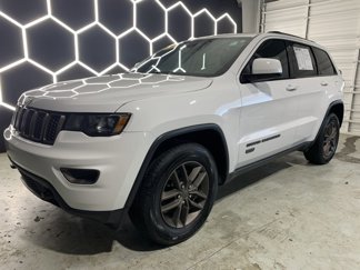 Used 2016 Jeep Grand Cherokee Laredo 75th Anniversary image 1