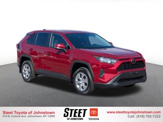 Used 2022 Toyota RAV4 LE image 1