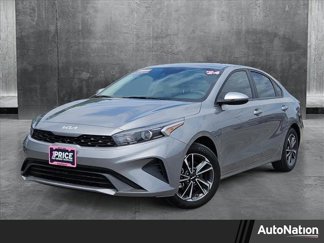 Used 2024 Kia Forte LXS w/ LXS Technology Package image 1