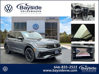 Certified 2022 Volkswagen Tiguan SE R-Line image 1