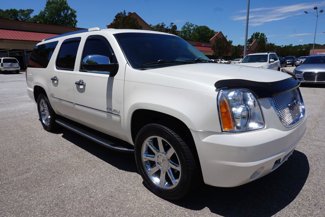 Used 2011 GMC Yukon XL Denali image 1