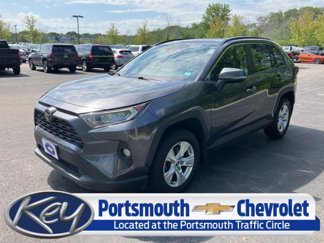 Used 2020 Toyota RAV4 XLE image 1