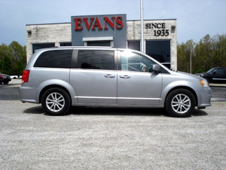 Used 2020 Dodge Grand Caravan SXT image 1
