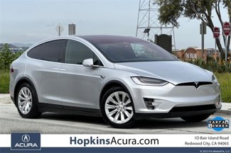 Used 2017 Tesla Model X 75D image 1