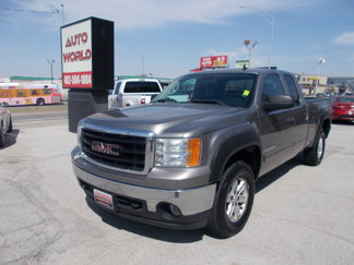 Used 2008 GMC Sierra 1500 SLE w/ Power Pack Plus image 1