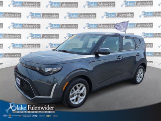 Used 2023 Kia Soul LX w/ Option Group 015 image 1