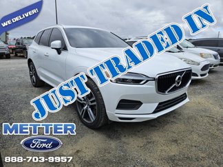 Used 2020 Volvo XC60 T6 Momentum w/ Protection Package image 1