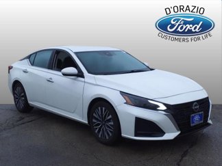 Used 2023 Nissan Altima 2.5 SV image 1