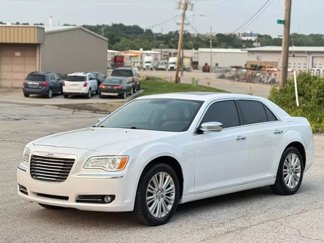 Used 2012 Chrysler 300 Limited image 1