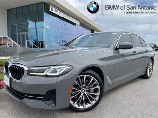Certified 2022 BMW 530i w/ Premium Package image 1