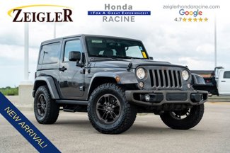 Used 2016 Jeep Wrangler Sahara image 1