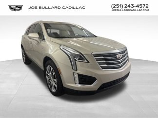 Used 2017 Cadillac XT5 Premium Luxury image 1