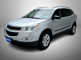 Used 2012 Chevrolet Traverse LS image 1