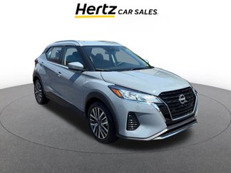 Used 2024 Nissan Kicks SV image 1