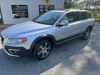 Used 2016 Volvo XC70 T5 Platinum w/ Climate Package image 1