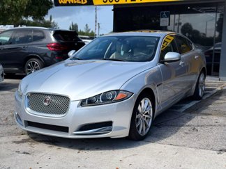 Used 2015 Jaguar XF Premium image 1