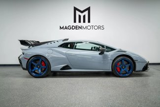 Used 2024 Lamborghini Huracan STO image 1