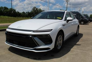 New 2025 Hyundai Sonata SE image 1